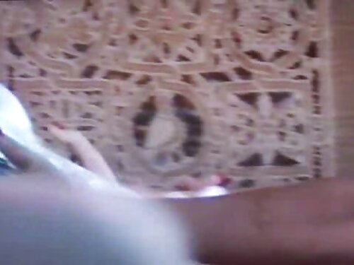 இளம் பேத்தி உண்மையான ...